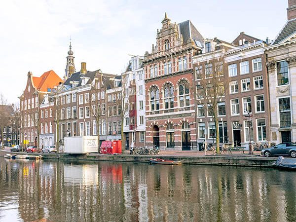 Amsterdam Center is one of the most convenient neighborhoods on where to stay in Amsterdam, even on a budget!