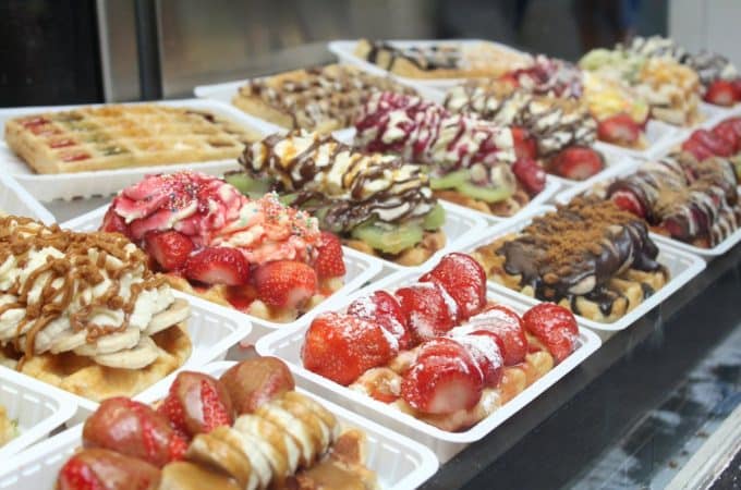 Guide to Belgian Waffles in Brussels: A Culinary Adventure