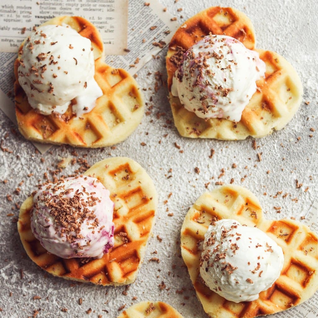 Pairing Waffles with Ice Cream: A Match Made in Heaven