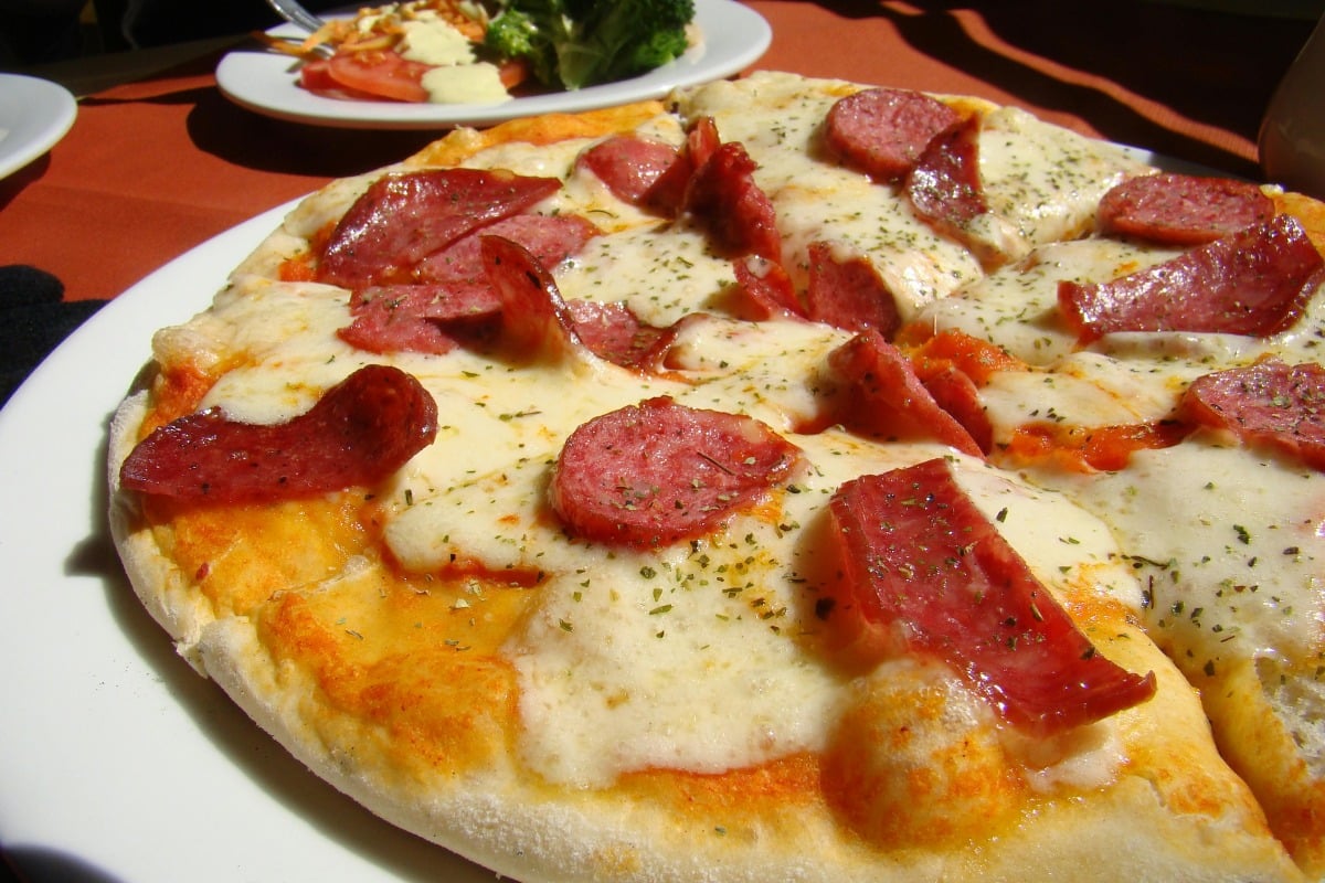 Toppings Galore: From Classic to Creative,Pizza Manhattan