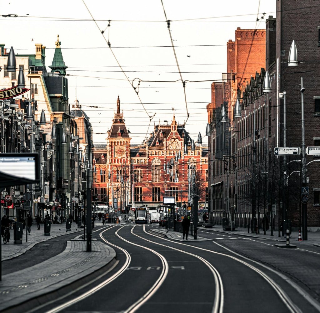Navigating Amsterdam During AMF