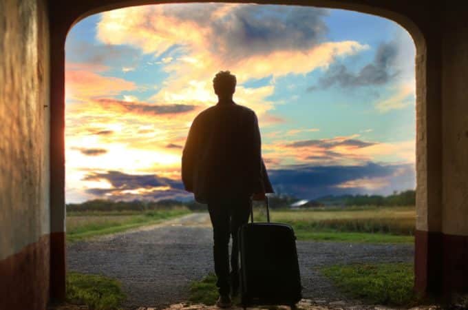 7 Ways Relocation Policies Enhance Travel Experiences