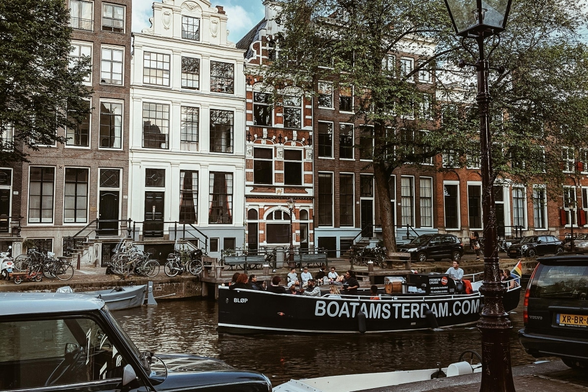 Discover the Magic of the House of Bols – Where Cocktails Meet History