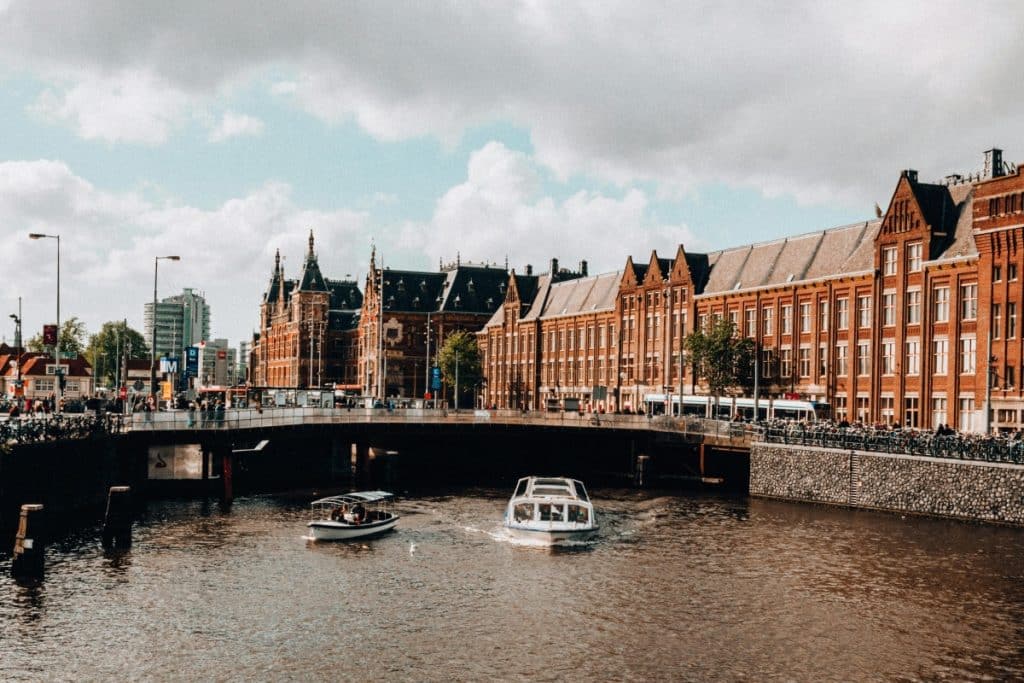 The Upside Down Amsterdam: Dive Into a World of Wonder