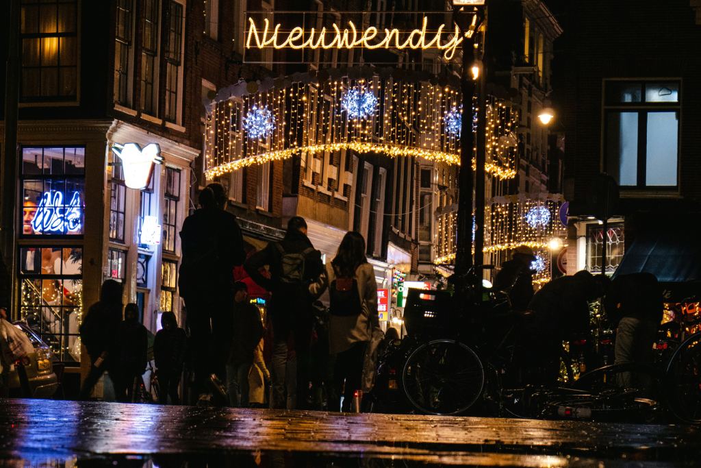 The Big Indoor–Outdoor Spectacle: Amsterdam Winter Paradise