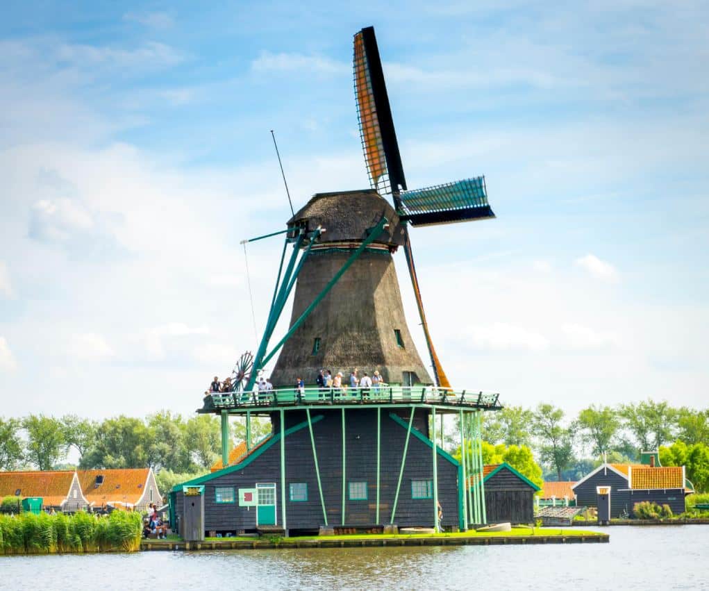 A Rich, Educational Dive Into Dutch Culture