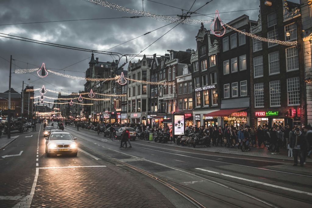 Warm Your Heart (and Body): Drinks, Treats & Cosy Cafés